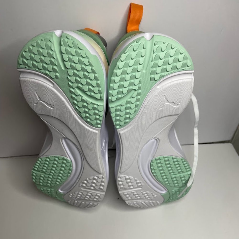 PUMA RISE - WHITE -  9.5 - Picture 3 of 8